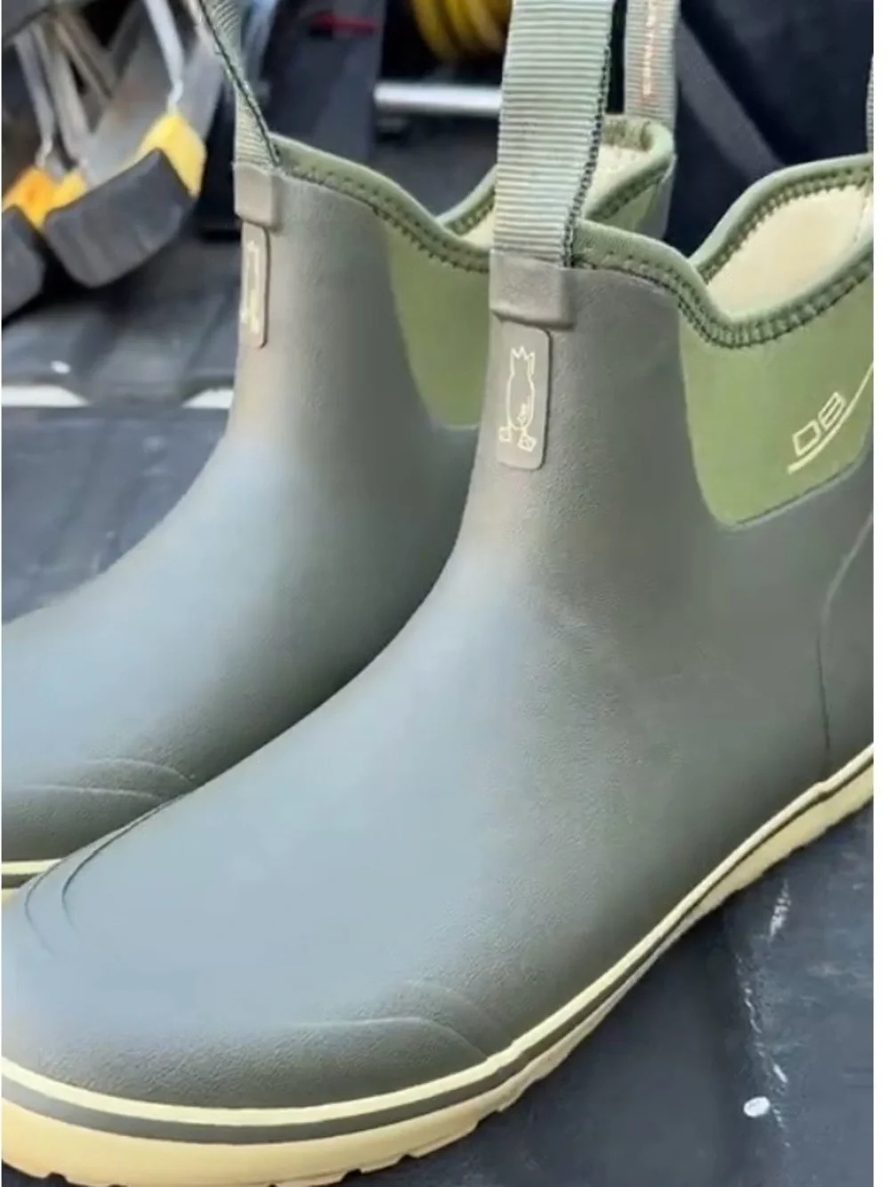Waterproof Brown Chelsea-Style Men’s Rain & Snow Boots Size 13